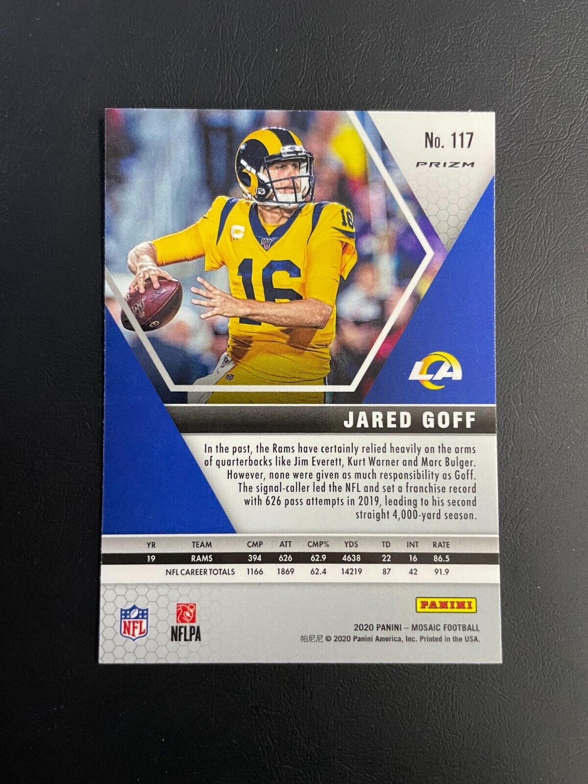 2020 Panini Mosaic Jared Goff Green Refractor Parallel Card #117 Rams