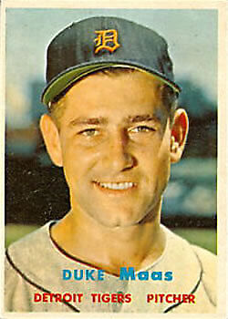 1957 Topps #405 Duke Maas - Vg+
