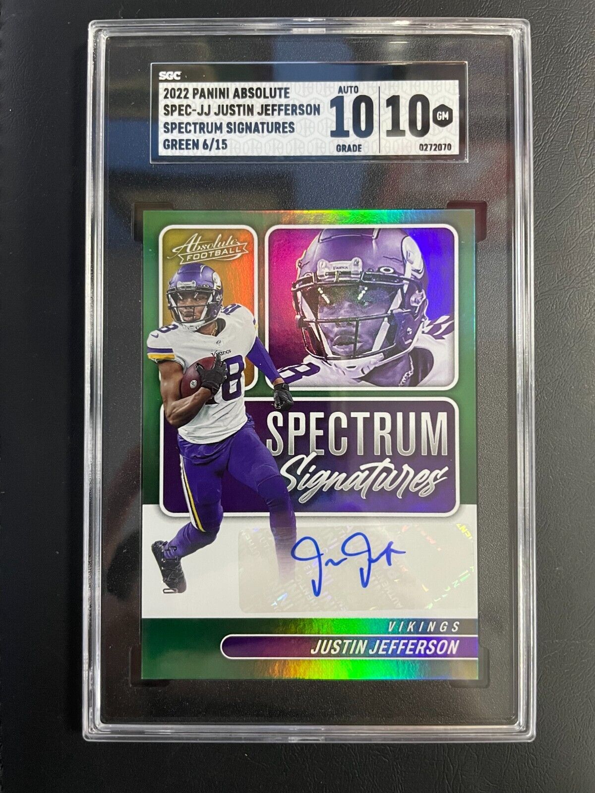 2022 Absolute Justin Jefferson Spectrum Signatures Auto Green /15 SGC GEM-MT 10