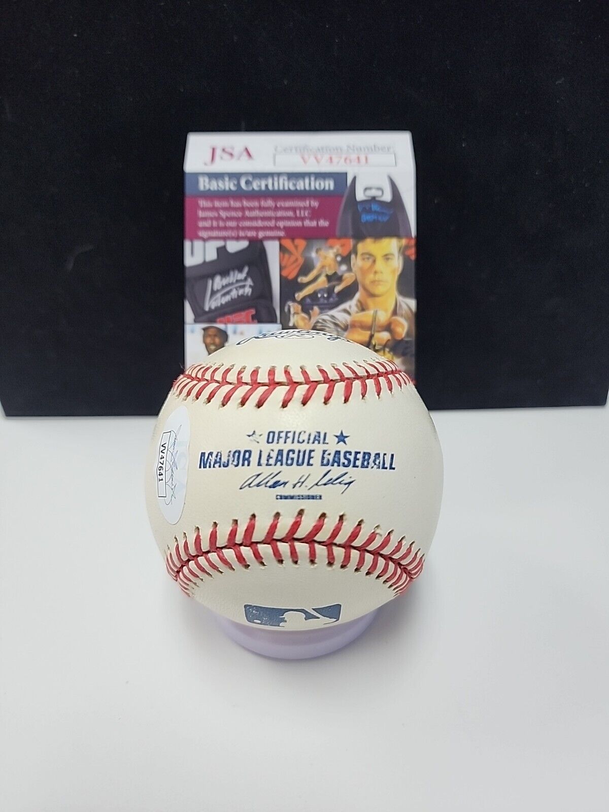 Harmon Killebrew Autographed Baseball with JSA cert. HOF '84