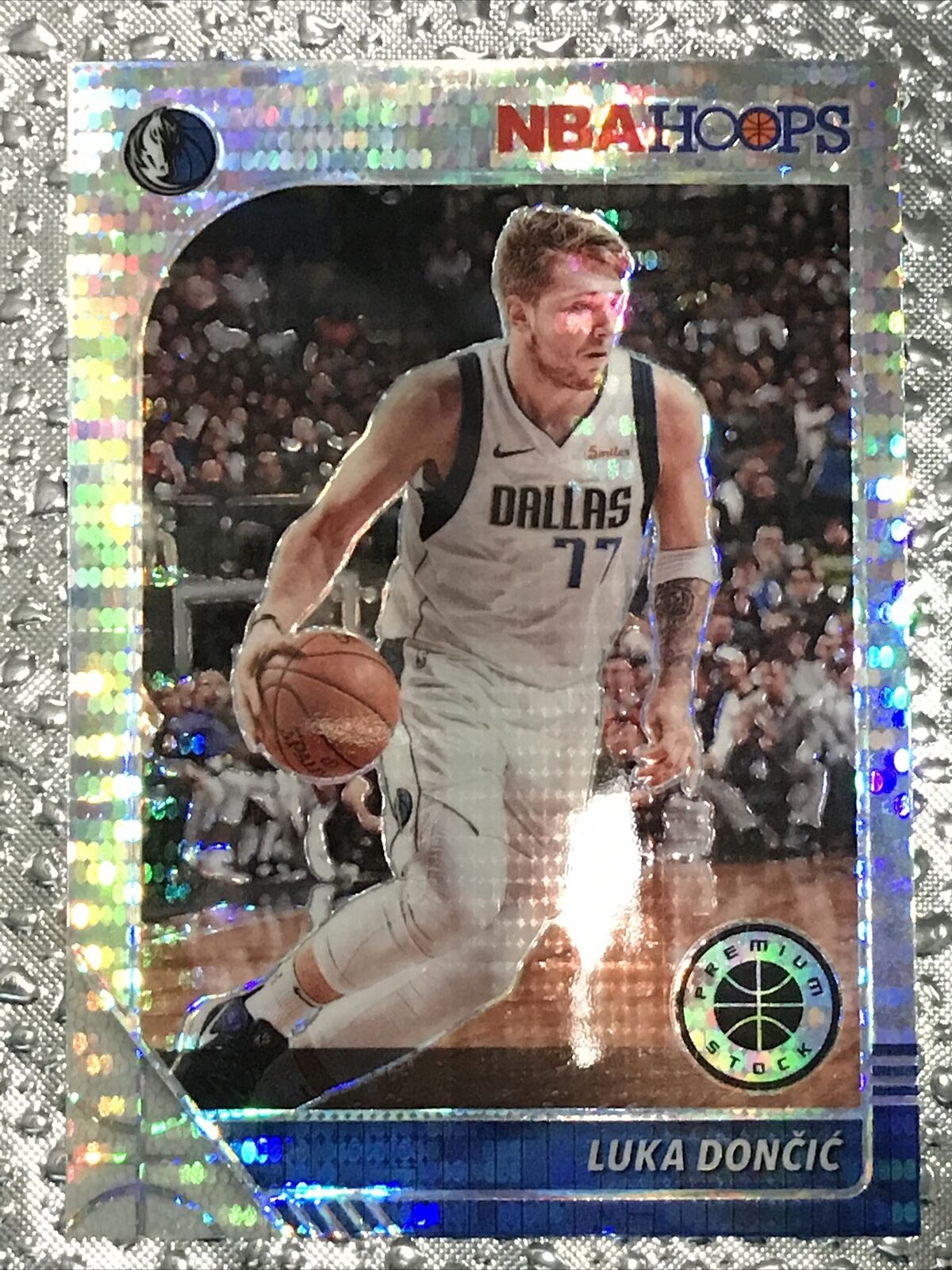 Luka Doncic PREMIUM STOCK SILVER PULSAR PRIZM 2019-20 NBA HOOPS #39 **