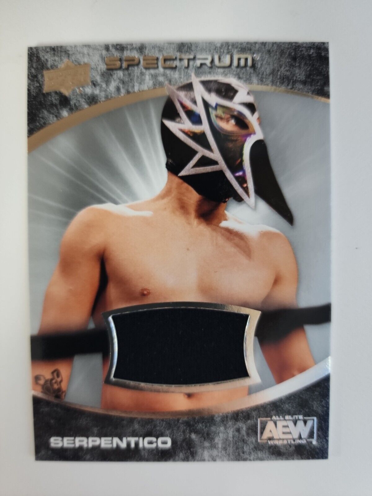 2021 Upper Deck AEW Spectrum Memorabilia Serpentico #14