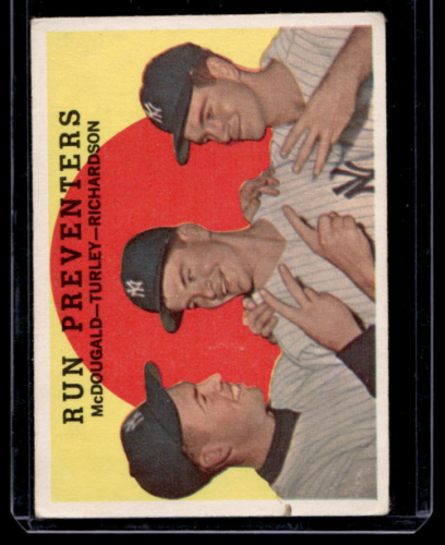 1959 Topps #237 Run Preventers Gil McDougald Bob Turley Bobby Richardson - NM
