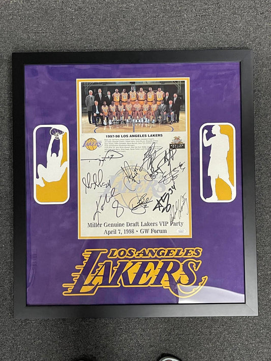 LA Lakers 1997-98 Full Team Signed Memorabilia with Kobe and Shaq Autographs | BoxSeat Collectibles
