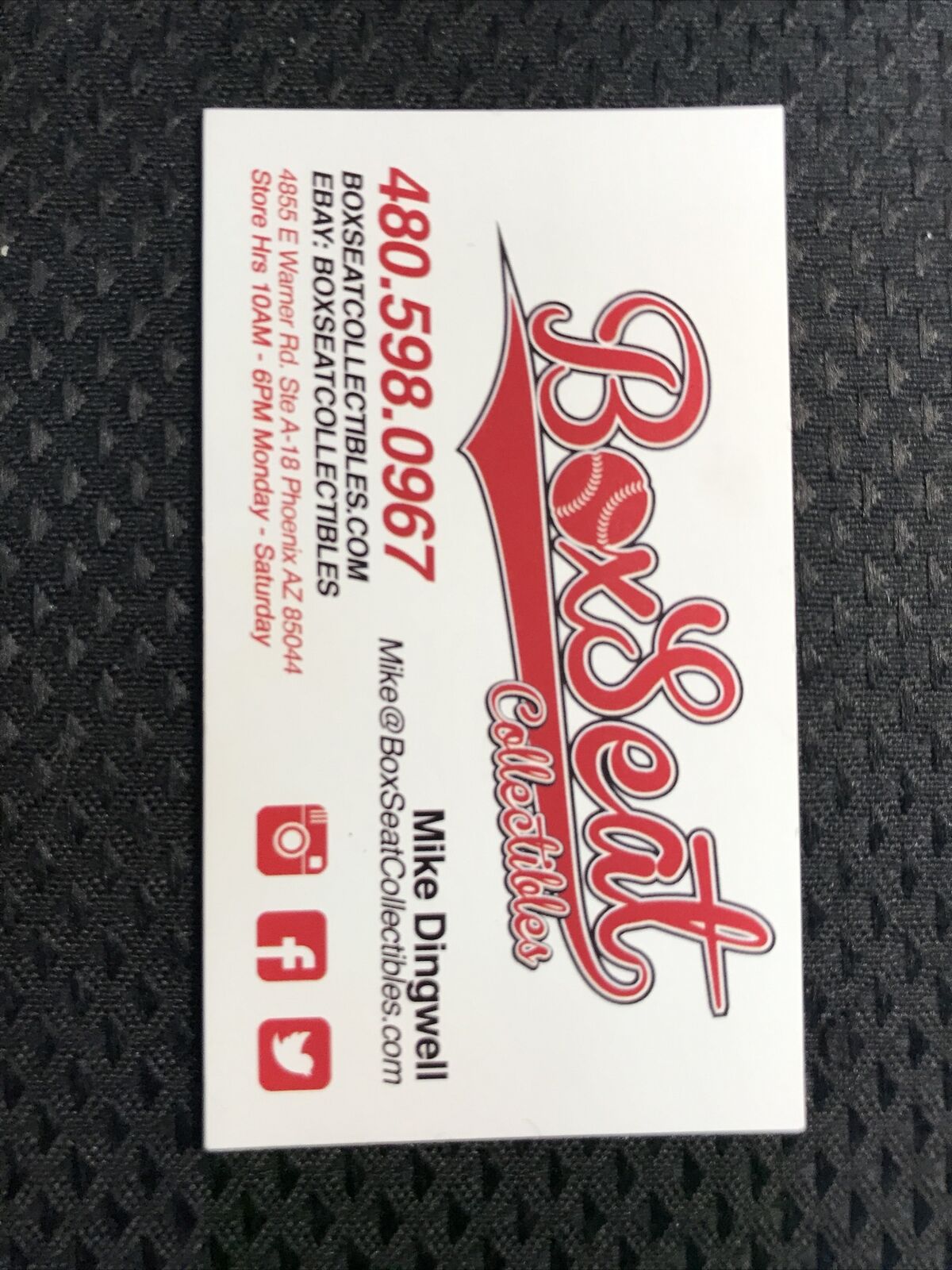 2019 Chronicles Crown Royale Red #CR-4 Gardner Minshew II /199 - Jaguars RC