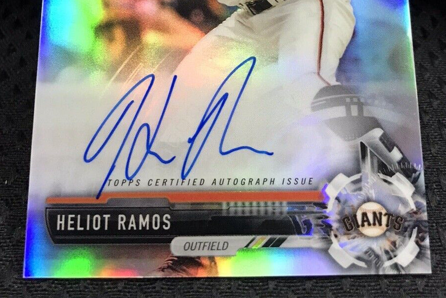 2017 Bowman Chrome Draft Refractor Autograph Heliot Ramos #/499 CDA-HR Giants RC