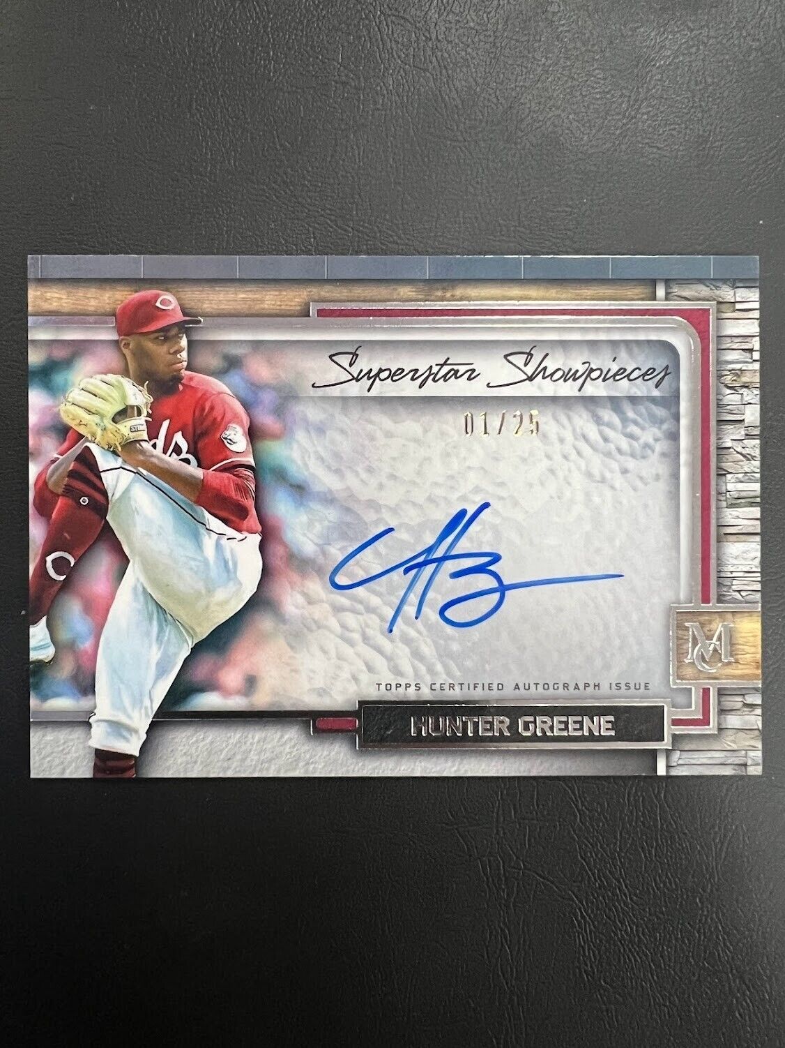 2023 Museum Collection Hunter Greene Superstar Showpieces Auto /25 Reds J