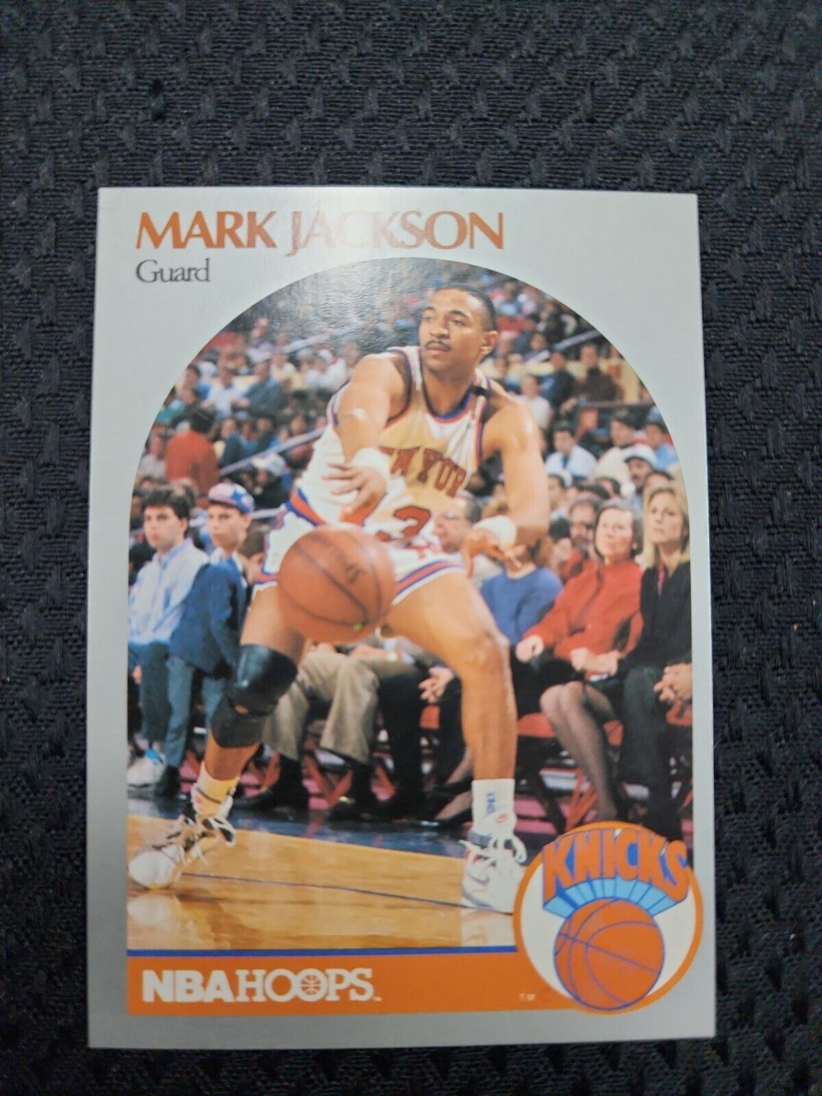 1990-91 NBA Hoops Mark Jackson #205, Knicks, Menendez Brothers in Background