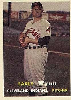 1957 Topps #40 Early Wynn - NM