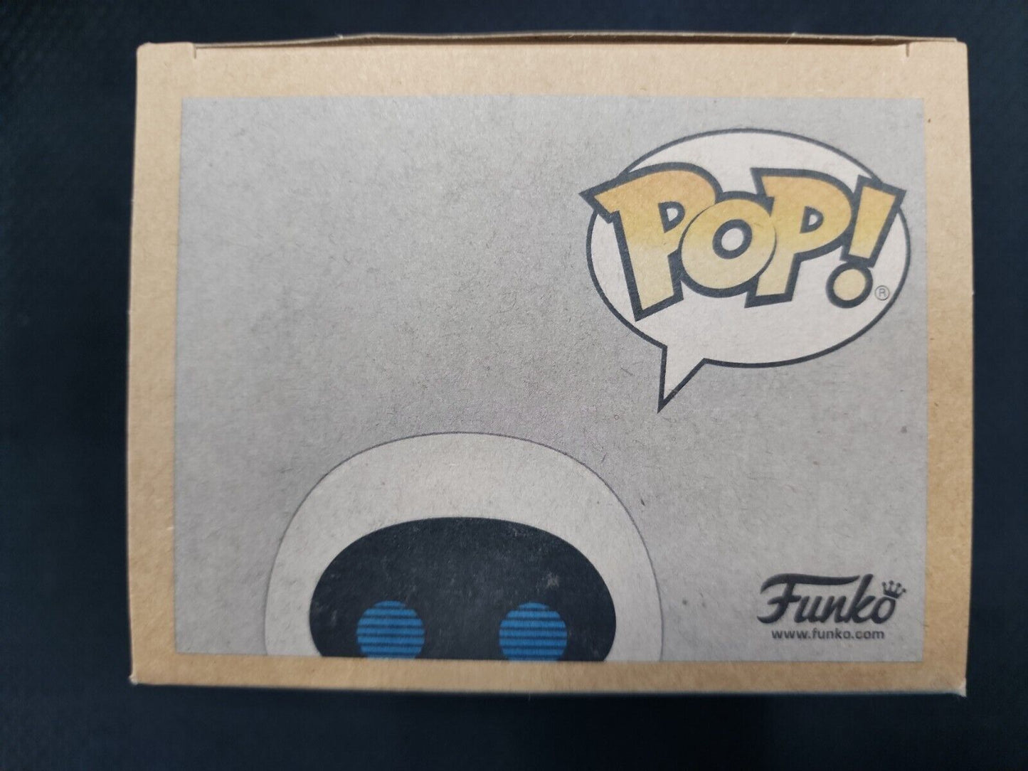 Disney's Wall-E Funko Pop Eve #552 Box Lunch Earth Day Vinyl Figure