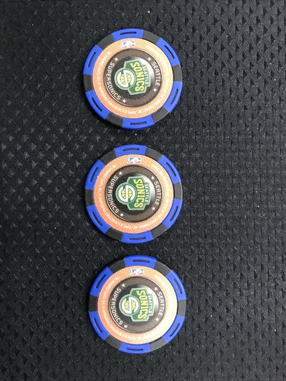 ALLEN IVERSON 2005-06 TOPPS NBA POKER CHIP BLUE VERSION 76ERS SIXER (x3)