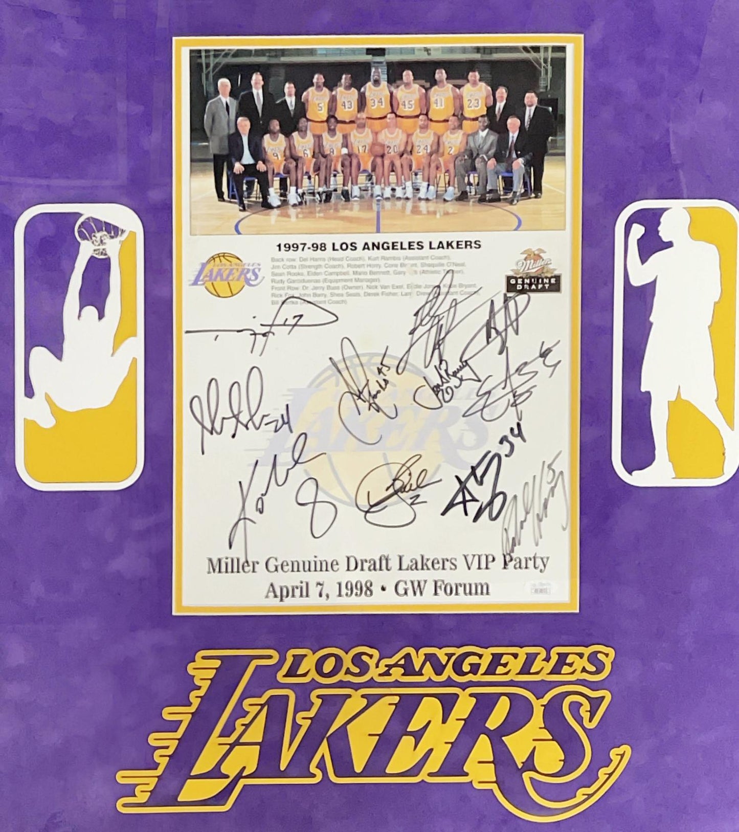 LA Lakers 1997-98 Full Team Signed Memorabilia with Kobe and Shaq Autographs | BoxSeat Collectibles