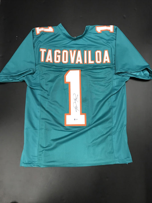 Tua Tagovailoa Autographed Jersey Becket Authenticated! Miami Dolphins!