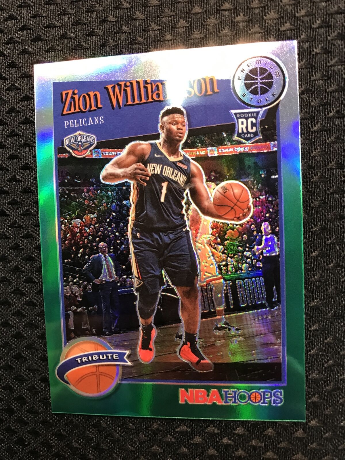 2019 NBA Hoops Premium Stock Tribute Green Prizm Zion Williamson #296  Rookie RC