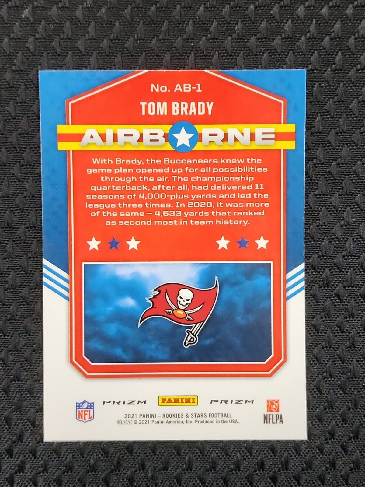 2021 Rookies & Stars Tom Brady Airborne Red Hyper Prizm ab-1